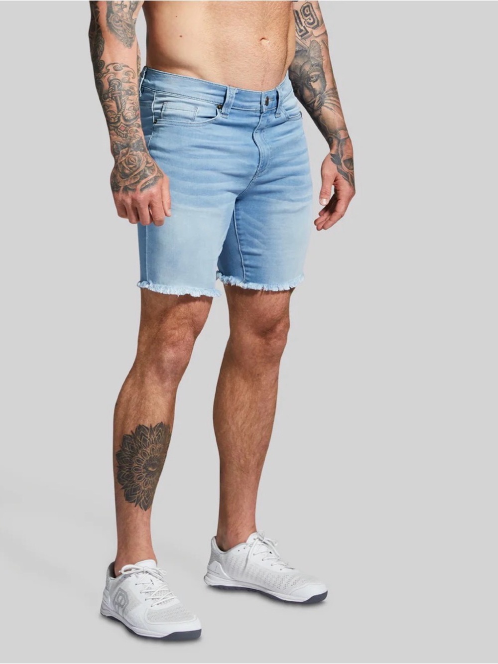 Born Primitive FLEX Stretchy Jort 7” Size Medium Light Wash Athletic Denim Short